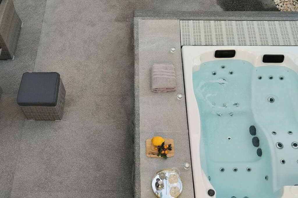 Sunset Avenue For Couple W/ Jacuzzi Spa Hot Water 폴 두 마르 외부 사진