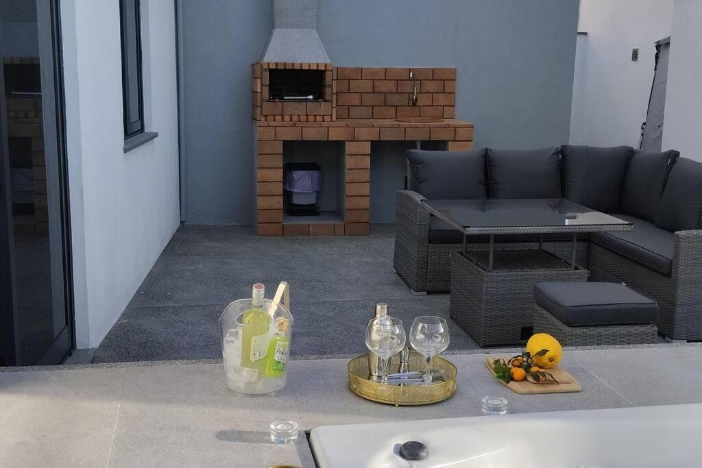 Sunset Avenue For Couple W/ Jacuzzi Spa Hot Water 폴 두 마르 외부 사진