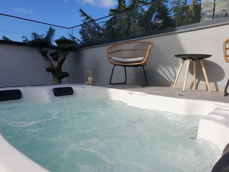 Sunset Avenue For Couple W/ Jacuzzi Spa Hot Water 폴 두 마르 외부 사진