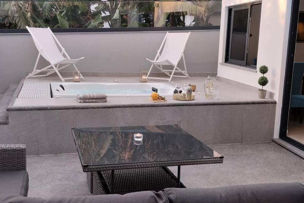Sunset Avenue For Couple W/ Jacuzzi Spa Hot Water 폴 두 마르 외부 사진
